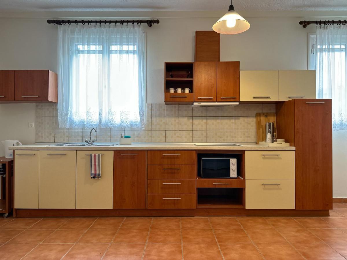 Ferienwohnung Theashomly 2 Kastanéa Exterior foto